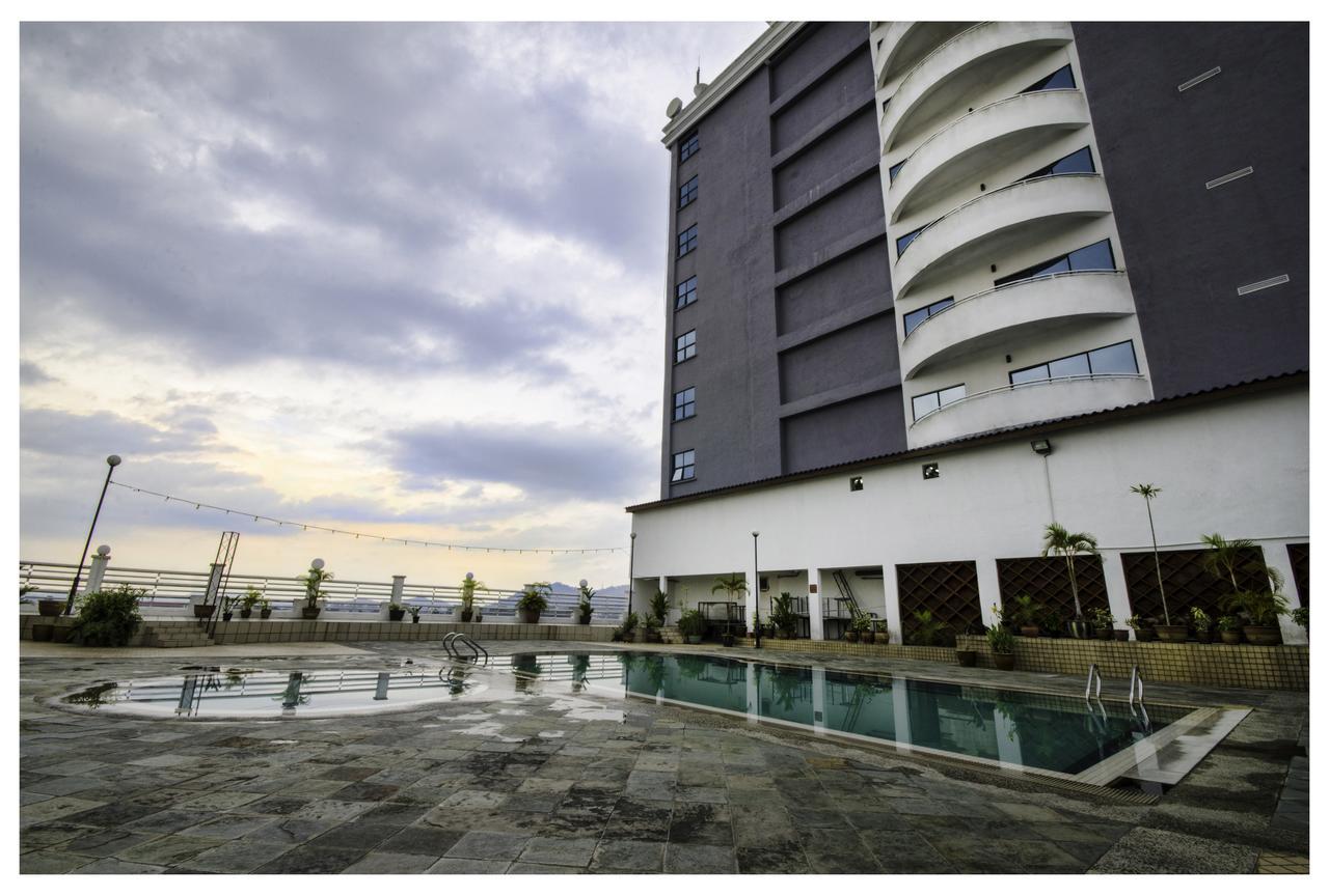 Prime City Express Hotel Kluang Exterior photo